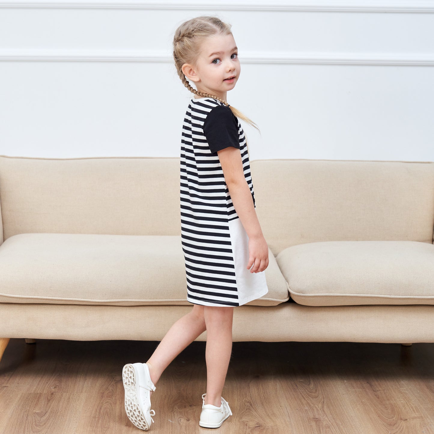 Girls Casual Dress Cotton Short Sleeve Swan Embroidered Size 2-8 Years