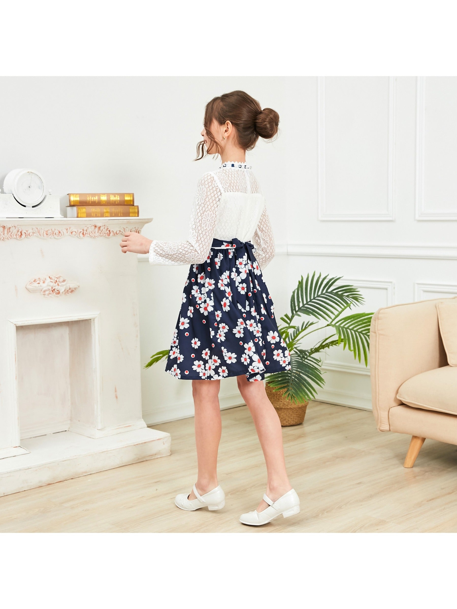 Girls Dress Lace Pearl Plum Blossom Elegant Princess Dress Blue