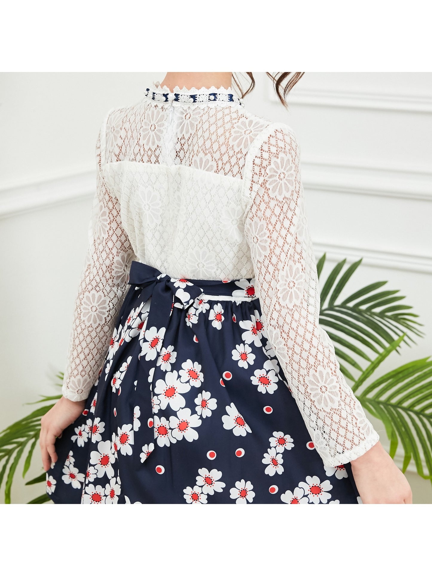 Girls Dress Lace Pearl Plum Blossom Elegant Princess Dress Blue