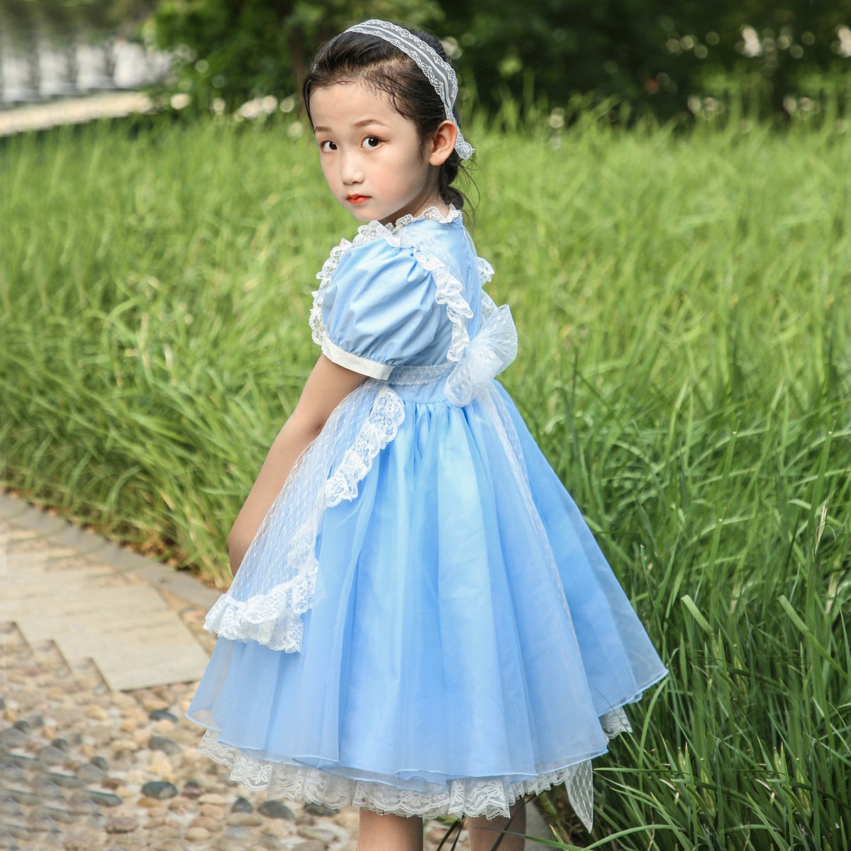 Girls German Dirndl Dress Costumes for Bavarian Oktoberfest Long Sleeve - Blue Maid