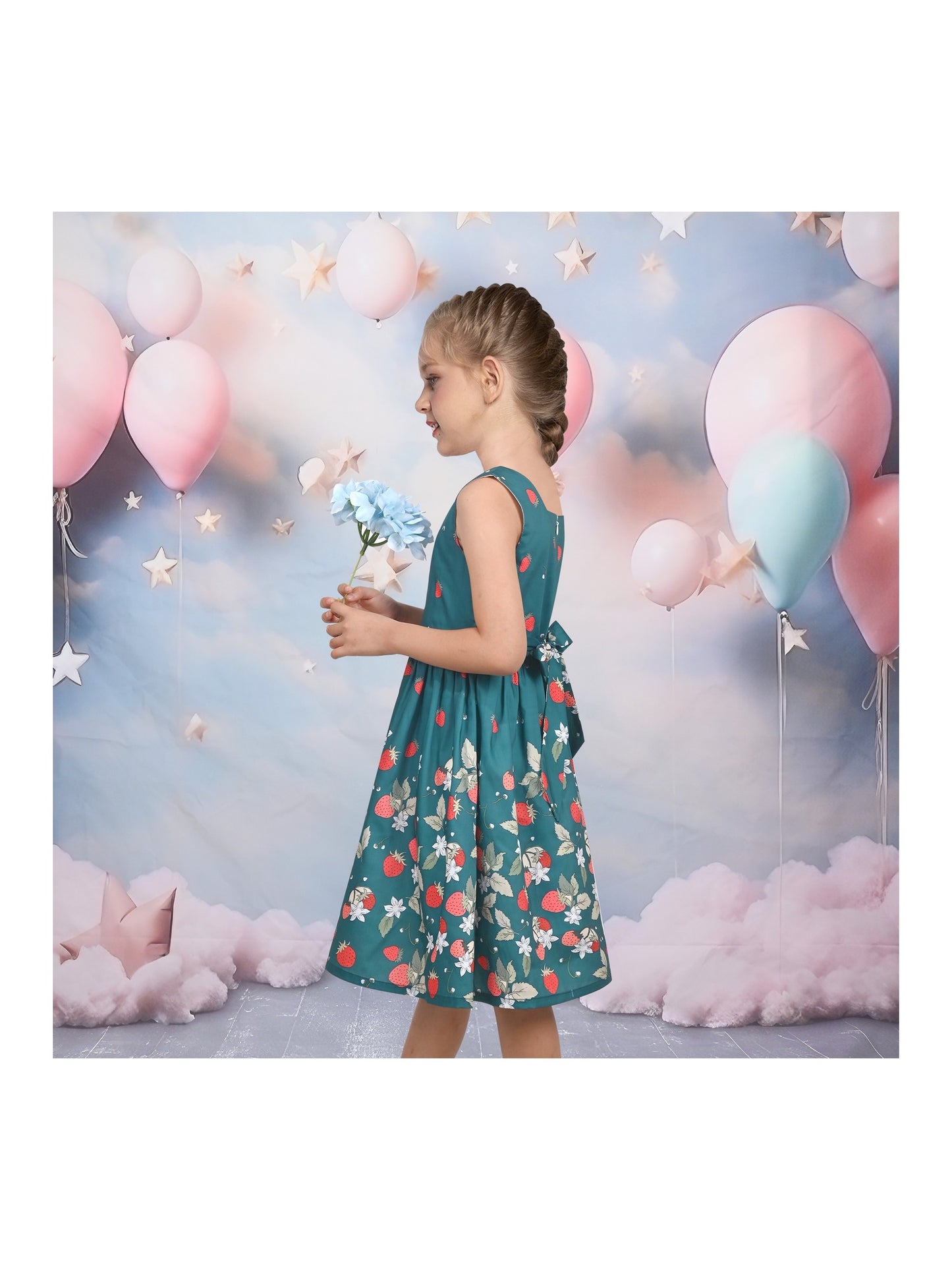 Girls Dress Green Strawberry Floral Zigzag Cute Sleeveless Casual Holiday Green