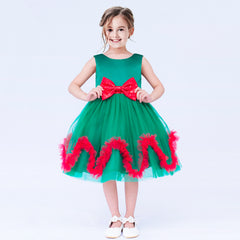 Girls Dress Christmas Holiday Green Wave Hem New Year Party Size 4-8 Years